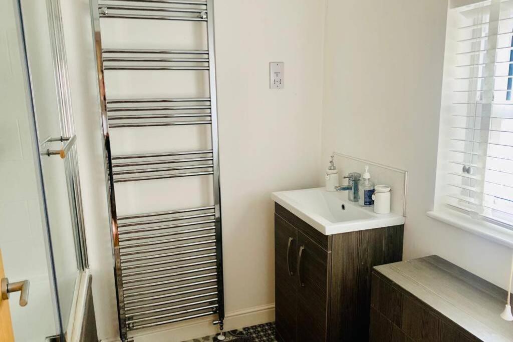 Luxury, Centrally Located 2 Bed Modern Apartment 大雅茅斯 外观 照片